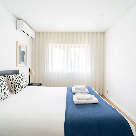 Antonio Marinho By House And People Daire