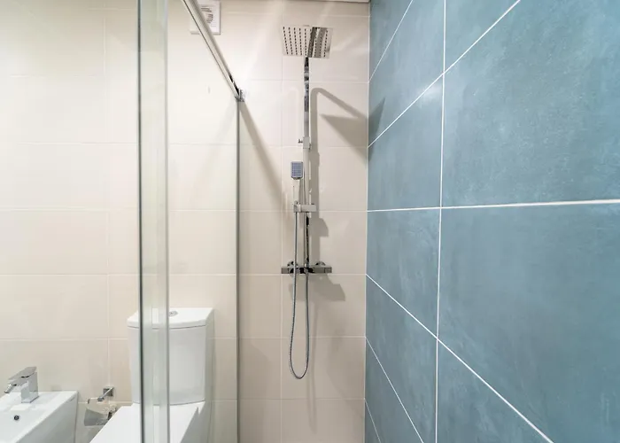 Antonio Marinho By House And People